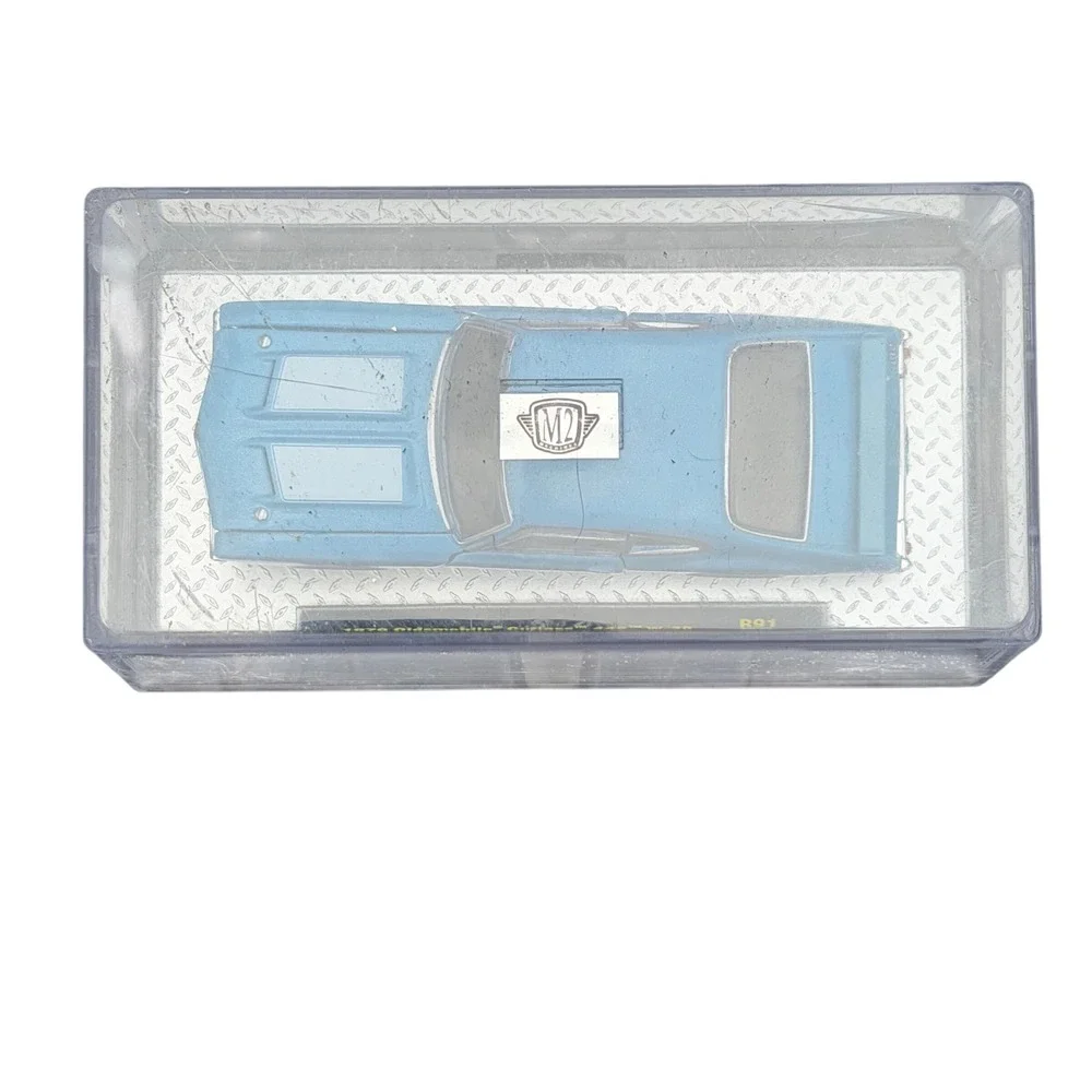 M2 Machines 1970 Oldsmobile Cutlass 442 W-30 Blue Diecast Car R91 1:64 Vintage